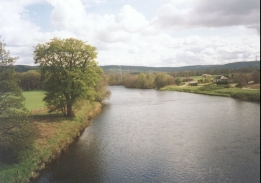 AR35	The view from Lovat Bridge.