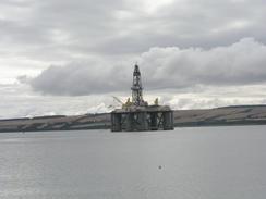P20038270161	An oil rig in the Cromarty Firth.