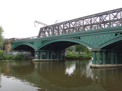 P2018DSC01158	The historic cast iron railway bridge in Peterborough.
