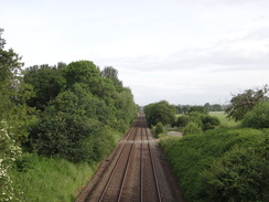 P2018DSC02012	The railway line near Walford Heath.