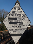 P2018DSC06355	A sign on a bridge over the canal at Startop's End.