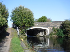 P2019DSCF4258	The canal in Blackburn.