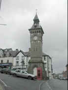 P3090002	The clock tower in Knighton.
