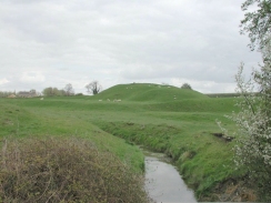 P4130016	The Motte and Bailey mound at Yelden.