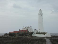 P2002A100023	St Mary's Island lighthouse. 