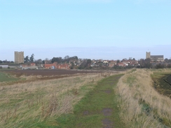 P2005C048674	Looking back towards Orford Castle and Church.