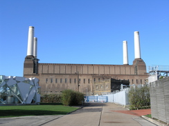 P2006B186180	Battersea Power Station.