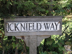 P20079169281	An Icknield Way sign in Letchworth.