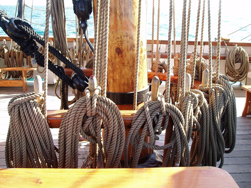 The mid mast of the Jeanie Johnston.