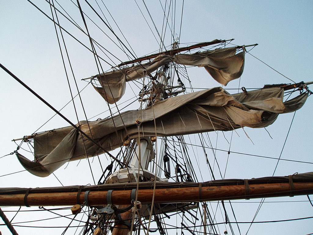 The mid mast with sails furled.