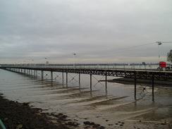 P20092230001	Hythe Pier.