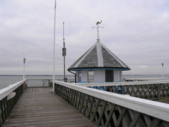 P20111242245	Yarmouth pier.