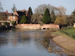 P2018DSC07748	The Great Ouse in Newport Pagnell.