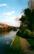 G22	The Grand Union Canal east of Alperton.